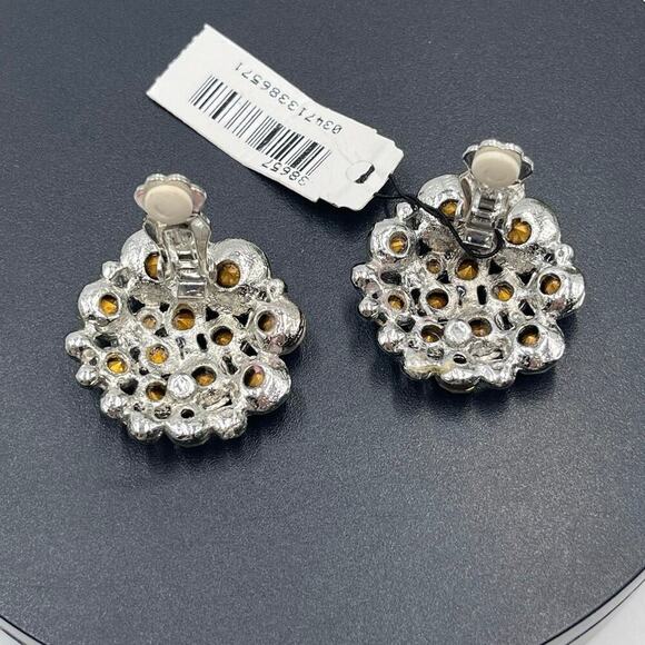 Monet Clear Rhinestone Cluster Domed Round Silver Tone Clip On Earrings new - Picture 9 of 11